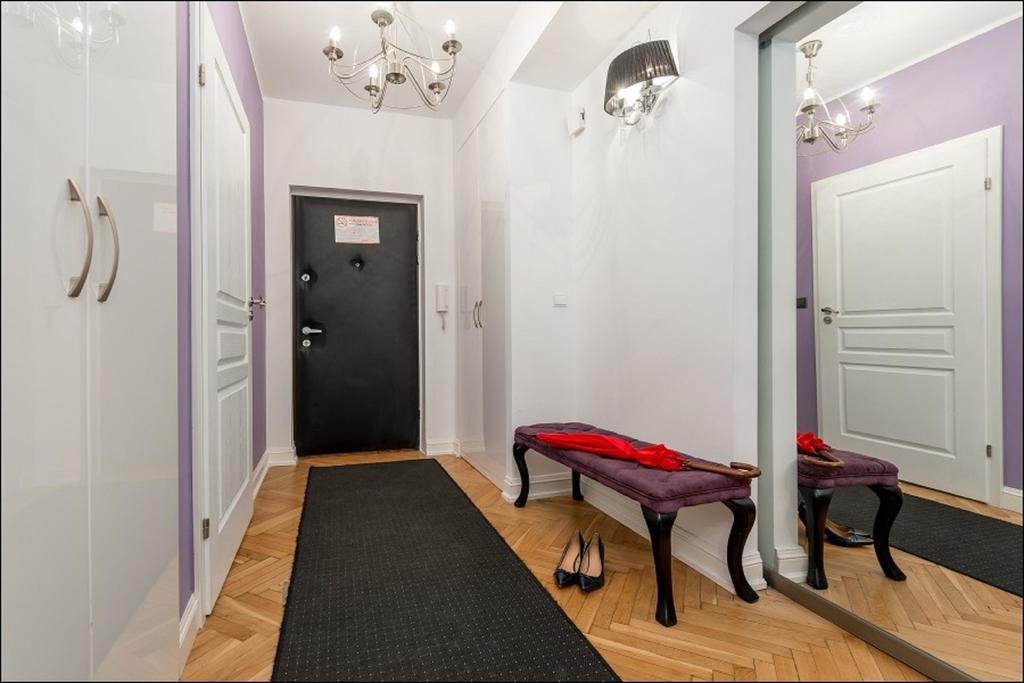 P&O Apartments Metro Nowy Swiat ワルシャワ エクステリア 写真