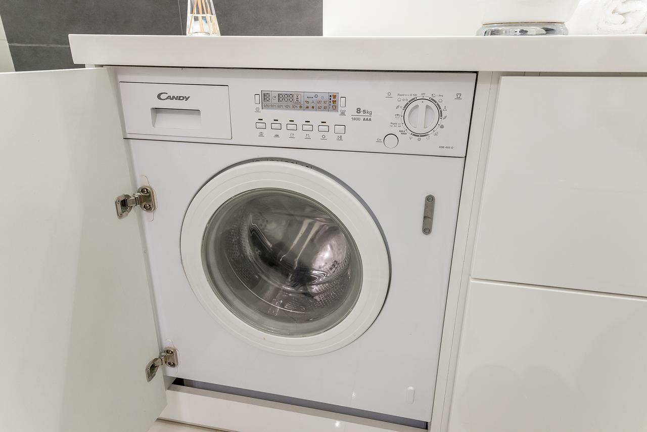P&O Apartments Metro Nowy Swiat ワルシャワ エクステリア 写真